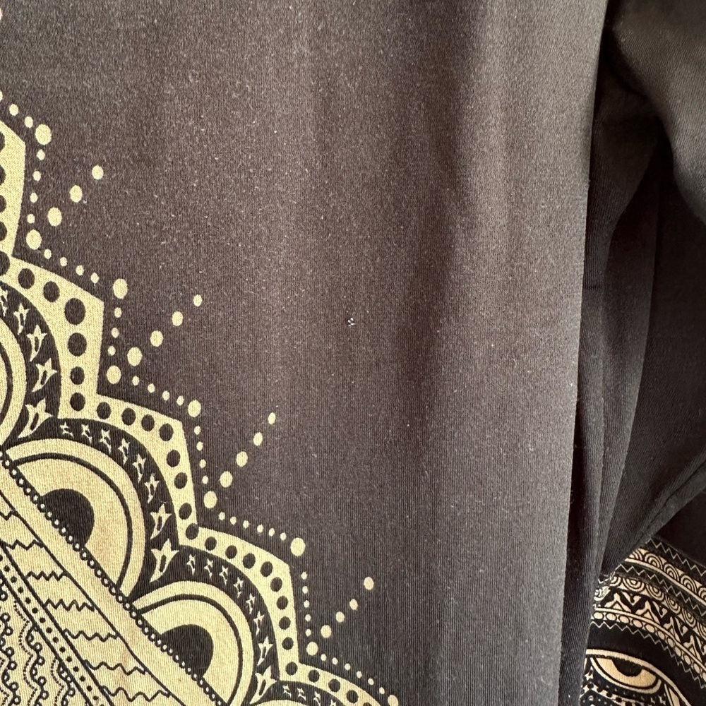 Calessa Black and Gold Tunic Top - Picture 5 of 5